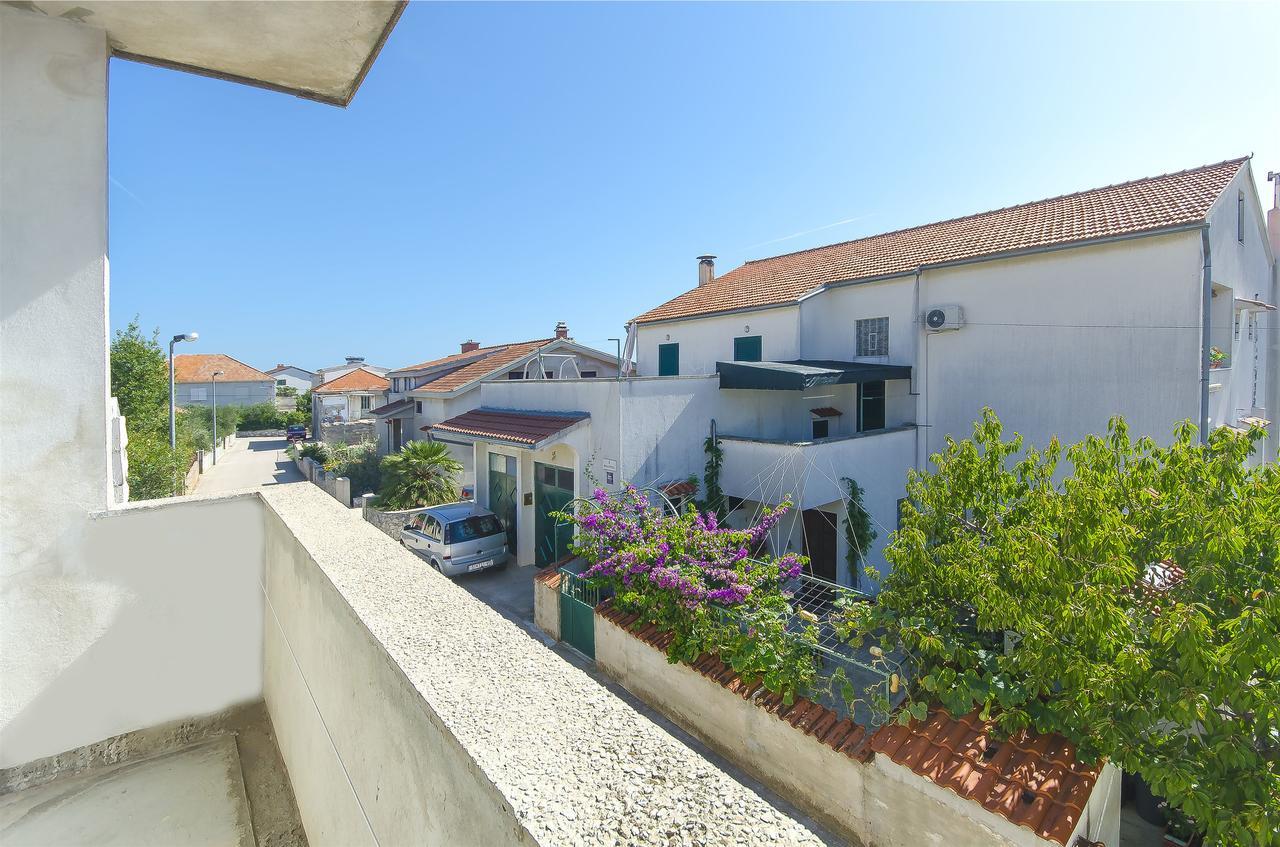 Apartment Niko Vodice Exterior photo